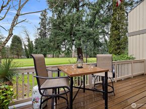 6514 NE 171st Place, Kenmore WA 98028