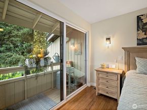 6514 NE 171st Place, Kenmore WA 98028