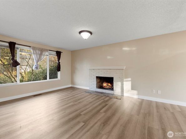 12727 SE 191st place, Renton WA 98058