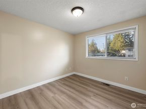 12727 SE 191st place, Renton WA 98058