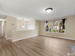 12727 SE 191st place, Renton WA 98058