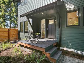 10421 41st Avenue SW B, Seattle WA 98146