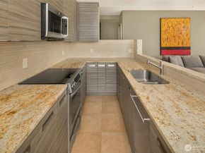 100 1st Avenue S 8, Seattle WA 98104