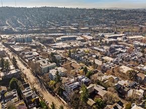 3819 B Fremont Avenue N, Seattle WA 98103