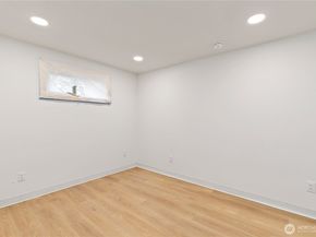 1125 N 77th Street, Seattle WA 98103