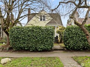 1125 N 77th Street, Seattle WA 98103