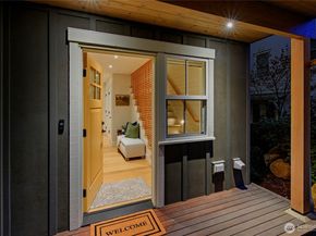 509 Groos Lane NE, Bainbridge Island WA 98110