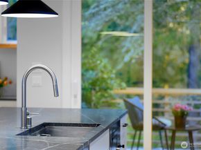 509 Groos Lane NE, Bainbridge Island WA 98110