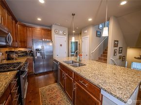 9101 Merritt Avenue SE, Snoqualmie WA 98065