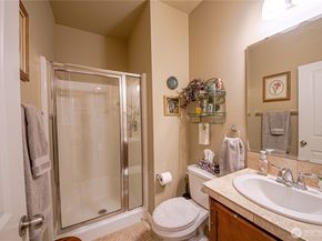 9101 Merritt Avenue SE, Snoqualmie WA 98065