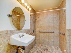 1926 Monroe Avenue, Everett WA 98203