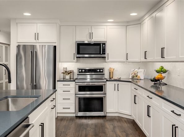 555 Kirkland Way 205, Kirkland WA 98033