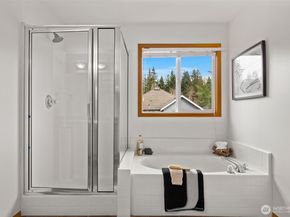 9944 228th Terrace NE, Redmond WA 98053