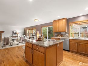 9944 228th Terrace NE, Redmond WA 98053