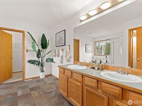 9944 228th Terrace NE, Redmond WA 98053