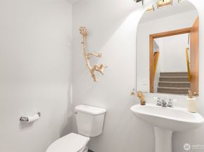 9944 228th Terrace NE, Redmond WA 98053