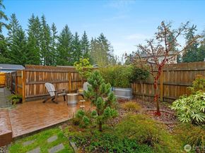 26376 Barrett Road NE, Kingston WA 98346