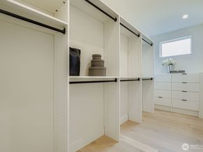 8810 41st Avenue SW, Seattle WA 98136