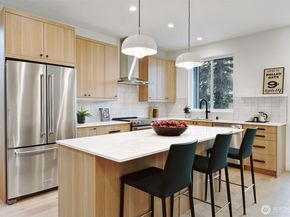 8810 41st Avenue SW, Seattle WA 98136