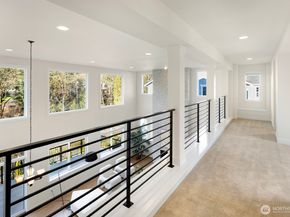 15903 98th Avenue NE, Bothell WA 98011