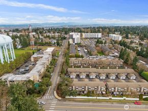 323 SW 112th Street 102, Seattle WA 98146