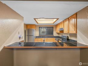 323 SW 112th Street 102, Seattle WA 98146