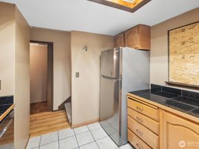 323 SW 112th Street 102, Seattle WA 98146