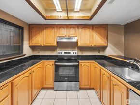 323 SW 112th Street 102, Seattle WA 98146