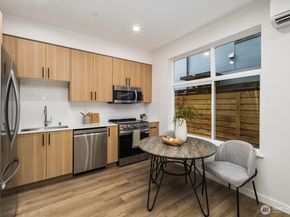 548 S Cloverdale Street B, Seattle WA 98108