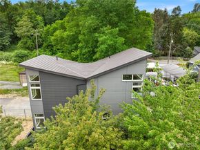 3323 Martin Luther King Jr Way S, Seattle WA 98144