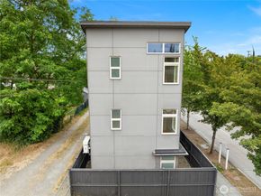 3323 Martin Luther King Jr Way S, Seattle WA 98144