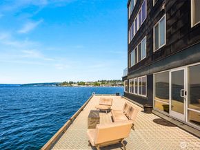 733 Lake Street S 101, Kirkland WA 98033