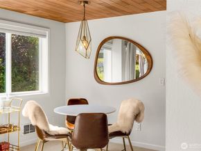 733 Lake Street S 101, Kirkland WA 98033