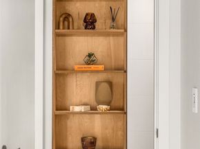 733 Lake Street S 101, Kirkland WA 98033