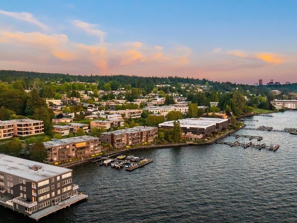 733 Lake Street S 101, Kirkland WA 98033