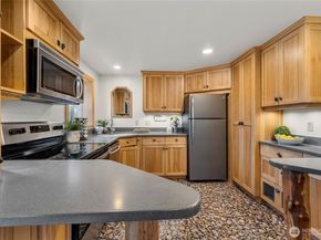 2408 148th Street SW, Lynnwood WA 98087