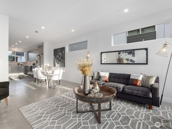 6614 Carleton Avenue S B, Seattle WA 98108