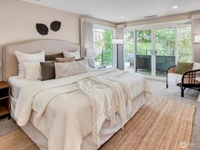 4437 Lake Washington Boulevard NE 302, Kirkland WA 98033