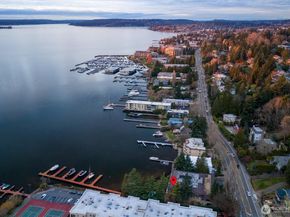 4437 Lake Washington Boulevard NE 302, Kirkland WA 98033