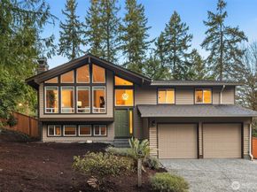 17014 NE 28th Place, Bellevue WA 98008