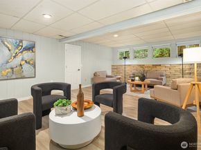 17014 NE 28th Place, Bellevue WA 98008