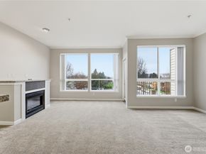 225 Logan Avenue S 317, Renton WA 98057