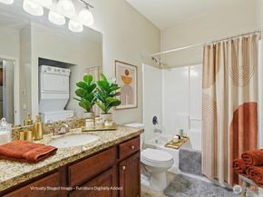 225 Logan Avenue S 317, Renton WA 98057