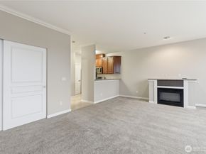 225 Logan Avenue S 317, Renton WA 98057