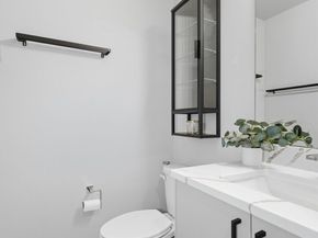 806 164th Street SW B3, Lynnwood WA 98037