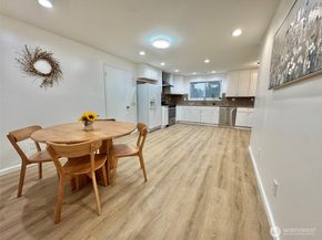 19431 107TH Avenue SE, Renton WA 98055