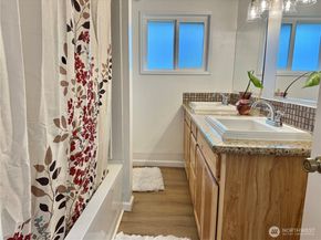 19431 107TH Avenue SE, Renton WA 98055