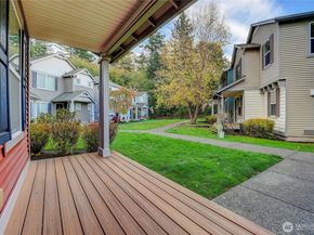 34027 SE Strouf Street 18, Snoqualmie WA 98065
