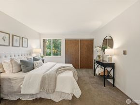 2316 NE 89th Street 2316, Seattle WA 98115