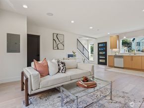 6315 9th Avenue NW, Seattle WA 98107